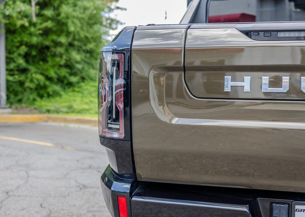 Used 2025 GMC Hummer EV 3X AWD/4WD image 26