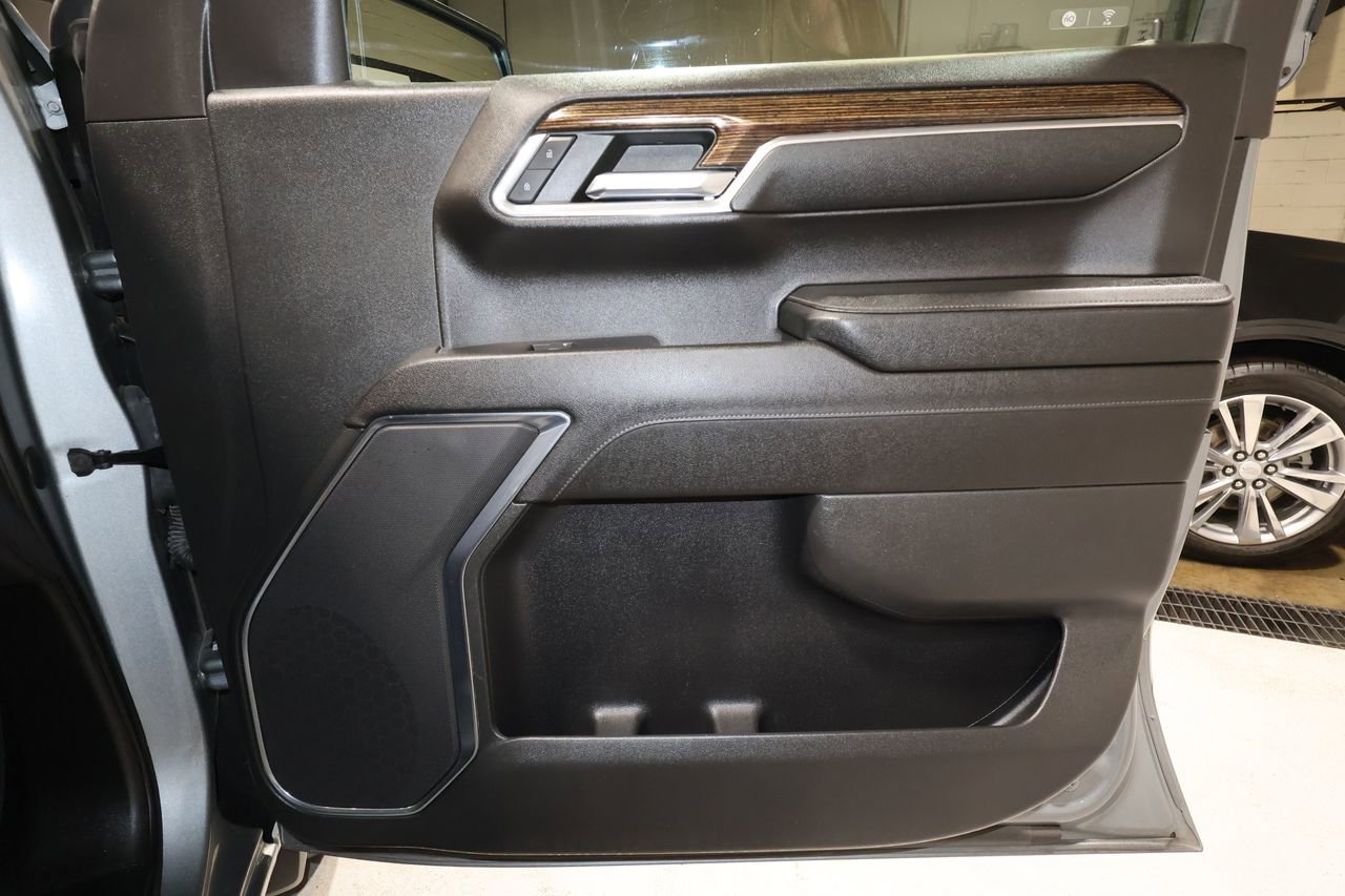 Used 2023 GMC Sierra 1500 Elevation AWD/4WD image 18