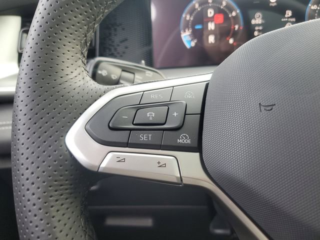 New 2026 Volkswagen Tiguan SE R-Line AWD/4WD image 23