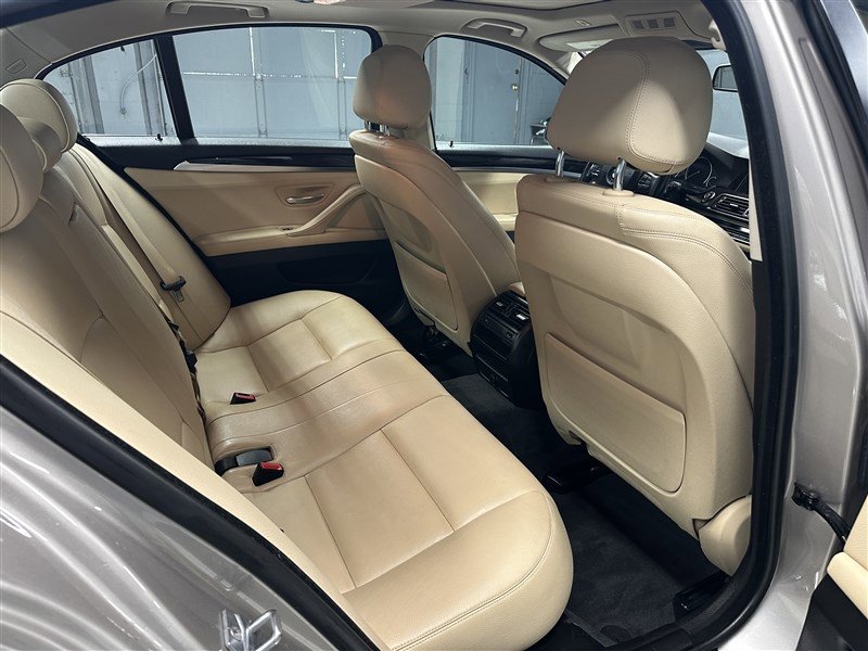 Used 2016 BMW 528i xDrive Sedan image 12