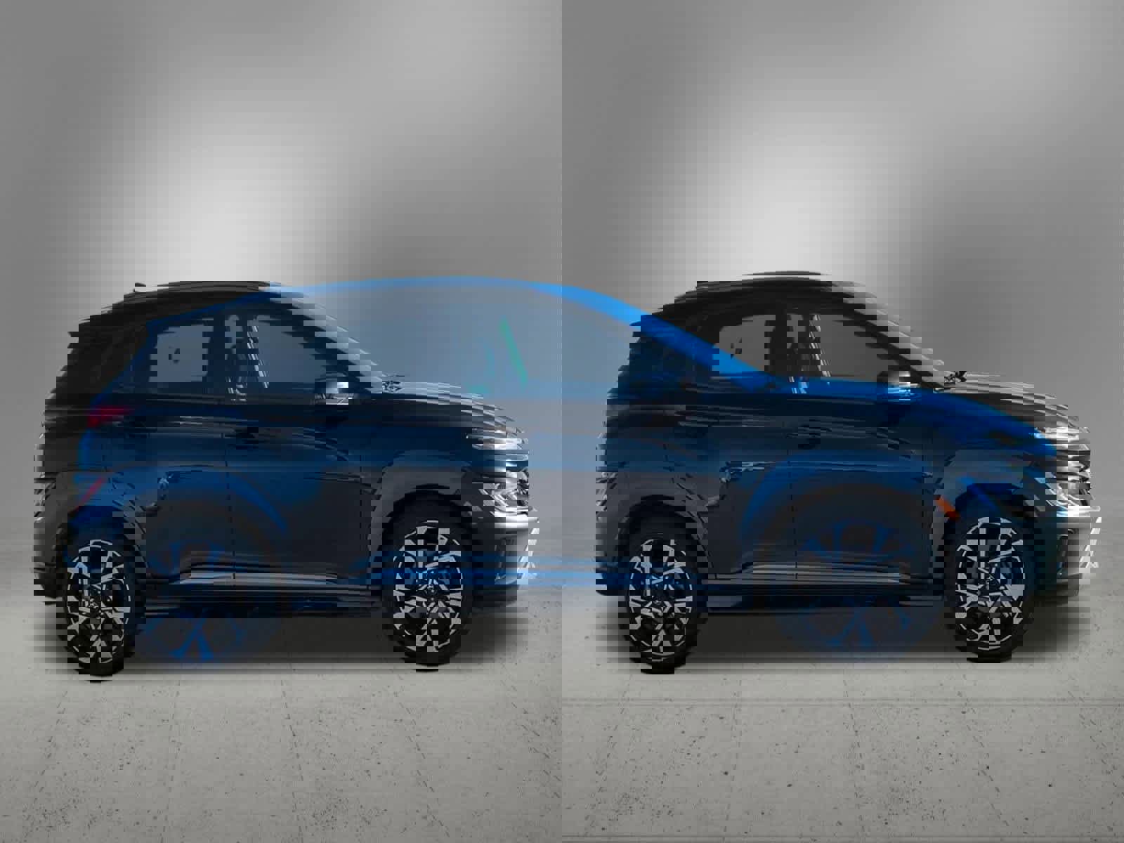 Used 2023 Hyundai Kona Limited w/ Cargo Package image 7