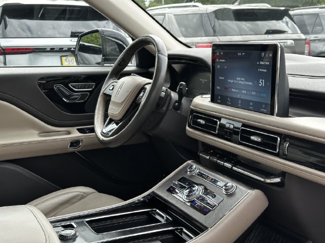 Certified 2023 Lincoln Aviator Grand Touring w/ Equipment Group 301A AWD/4WD image 34