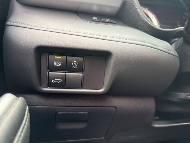 Used 2023 Toyota Highlander LE image 23
