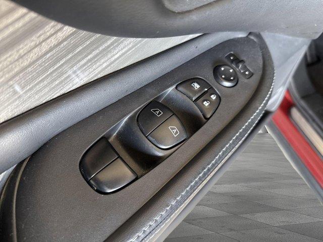 Used 2018 Nissan Murano SV w/ Premium Package image 23