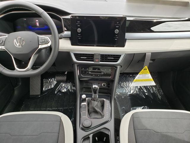 New 2026 Volkswagen Taos SE AWD/4WD image 9