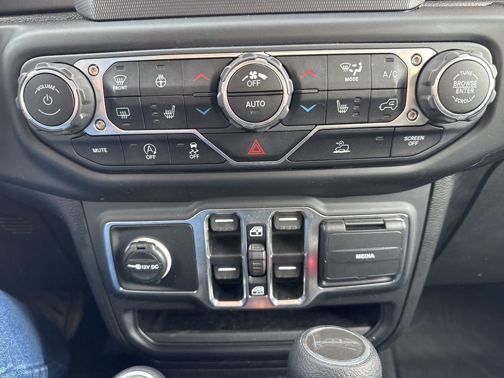 Used 2020 Jeep Gladiator Sport w/ Quick Order Package 24S image 31