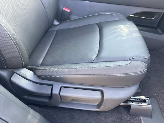 New 2026 Nissan Pathfinder SL FWD image 12