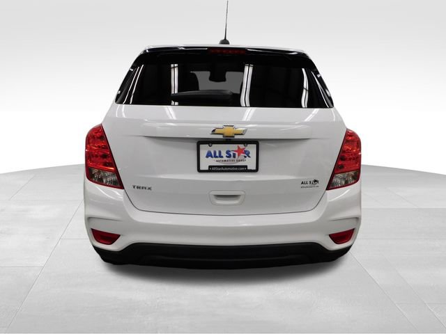 Used 2022 Chevrolet Trax LS w/ Tint and Cruise Package image 12