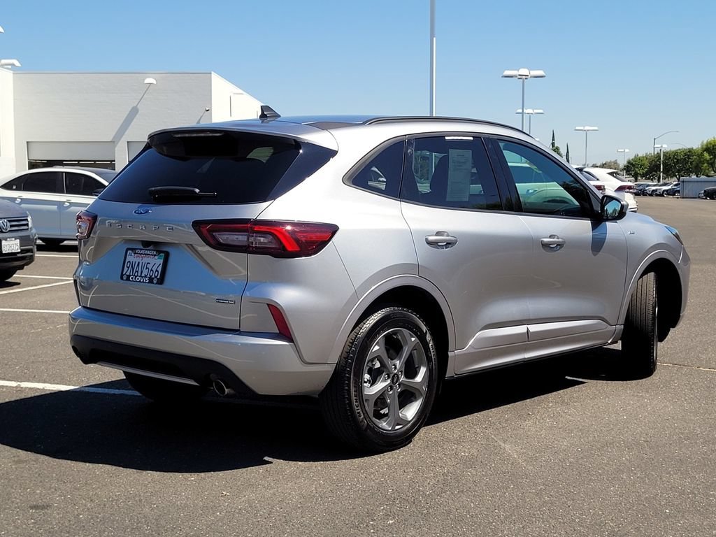 Used 2024 Ford Escape ST-Line Select AWD/4WD image 6