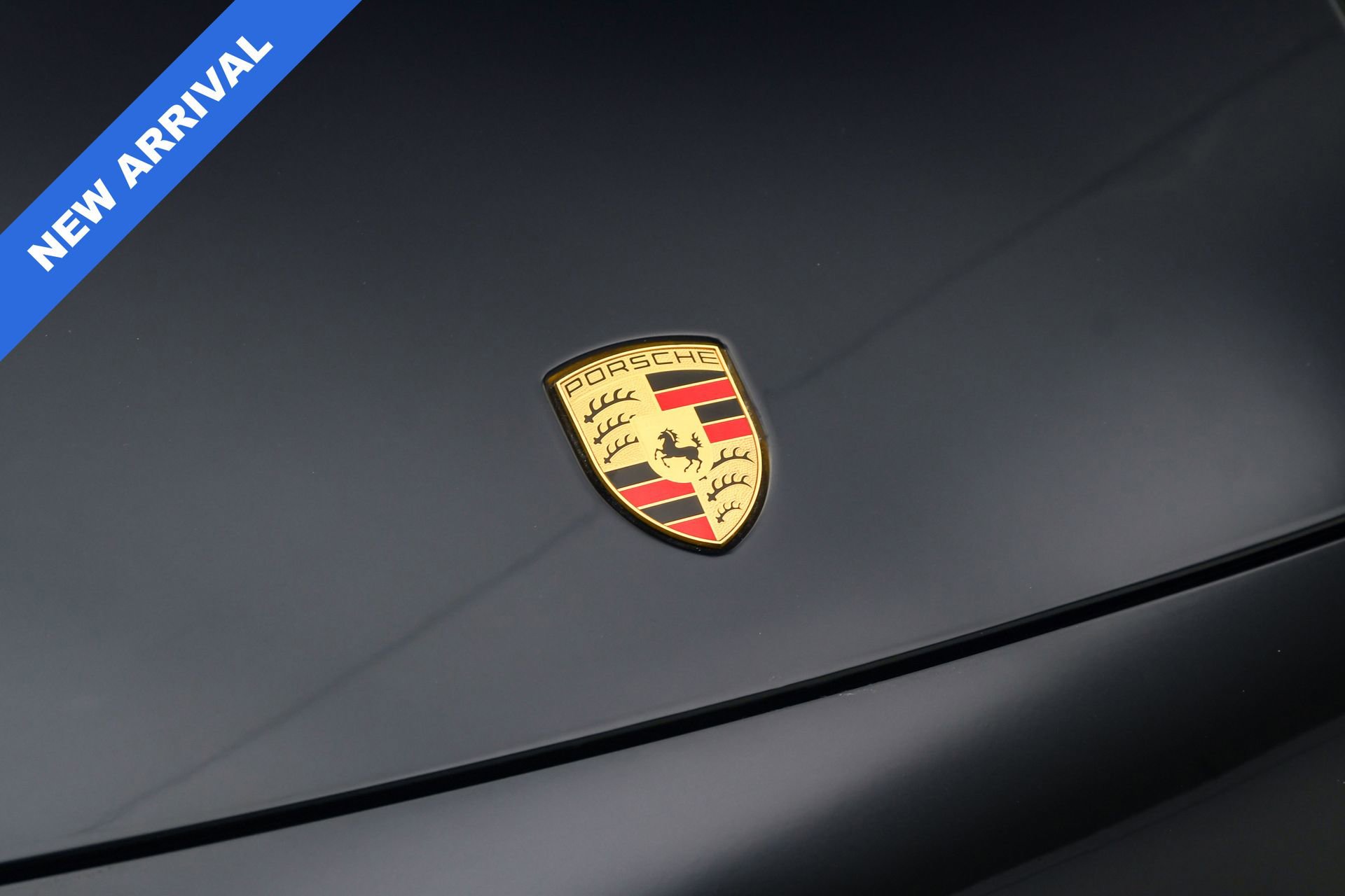 Used 2023 Porsche Cayenne Platinum Edition image 27