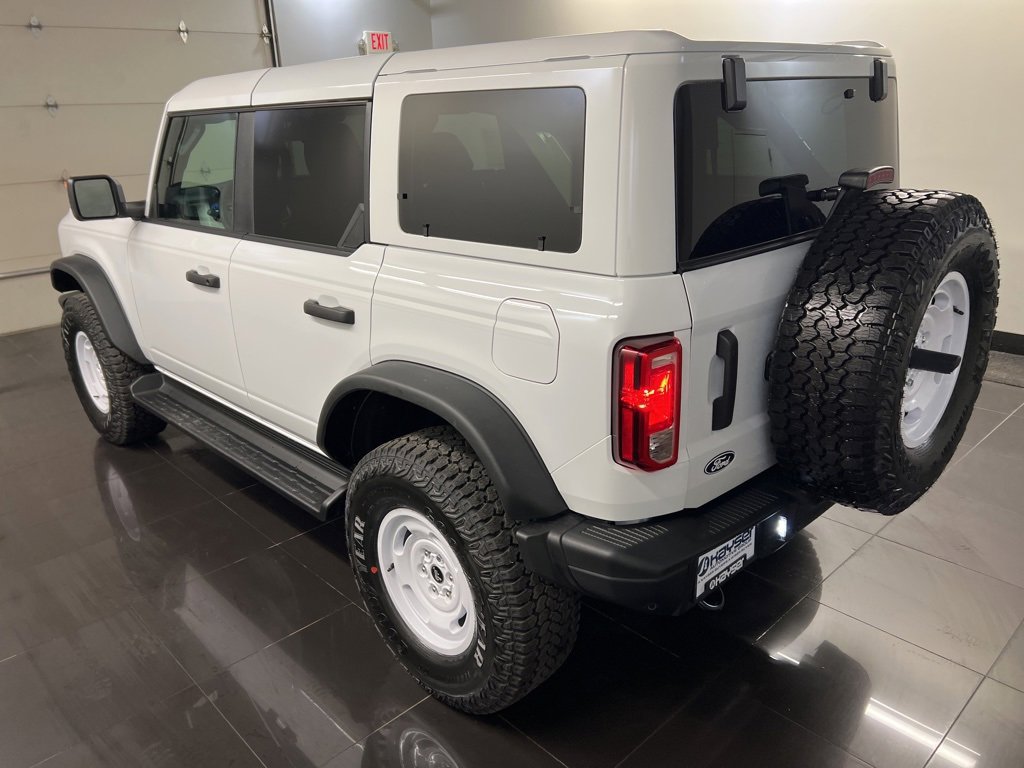 New 2026 Ford Bronco Heritage Edition image 4