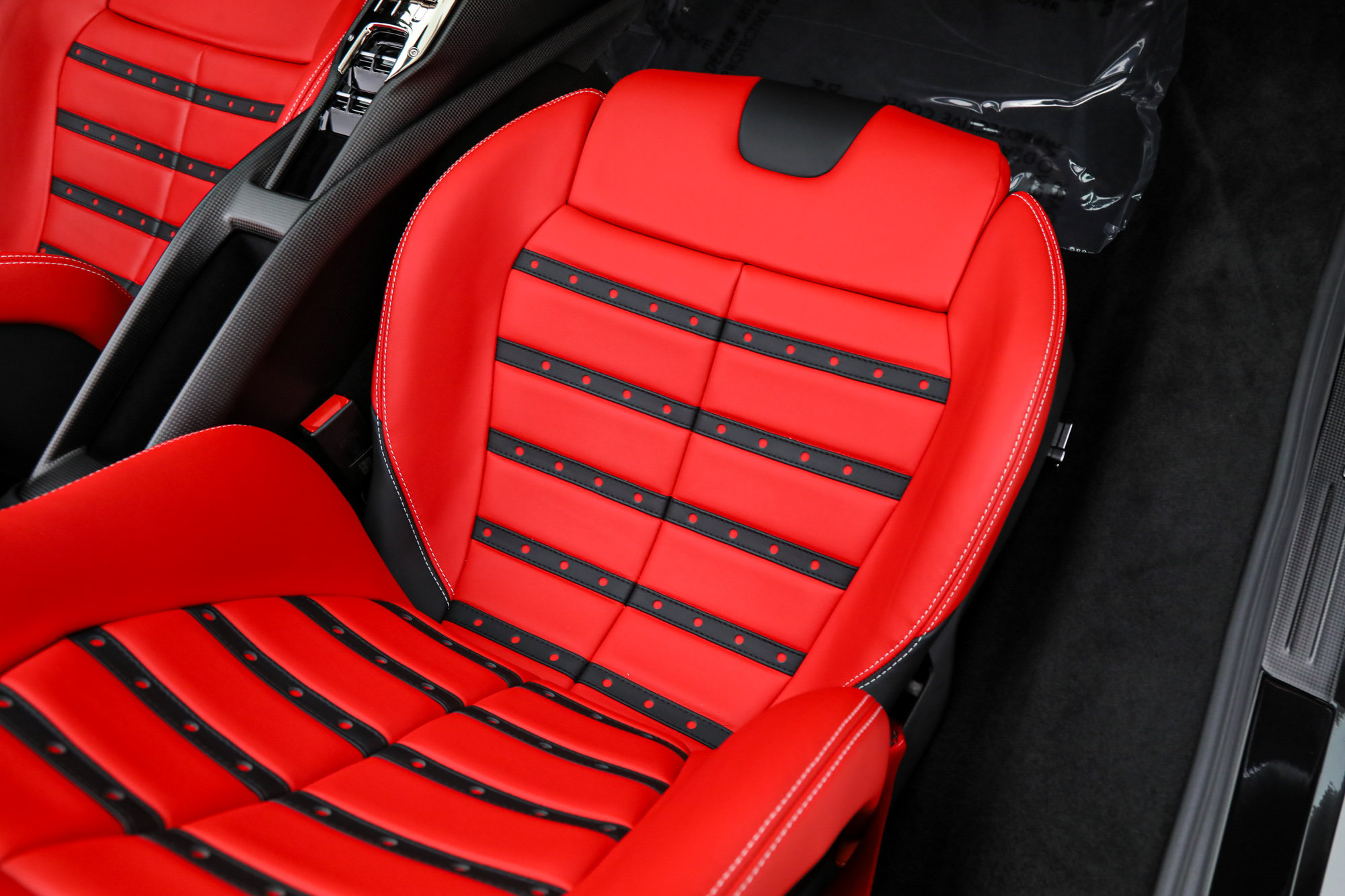 Certified 2022 Ferrari SF90 Spider AWD/4WD image 28
