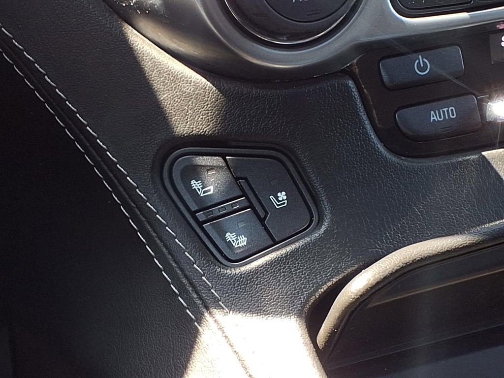 Used 2018 Chevrolet Tahoe Premier image 11