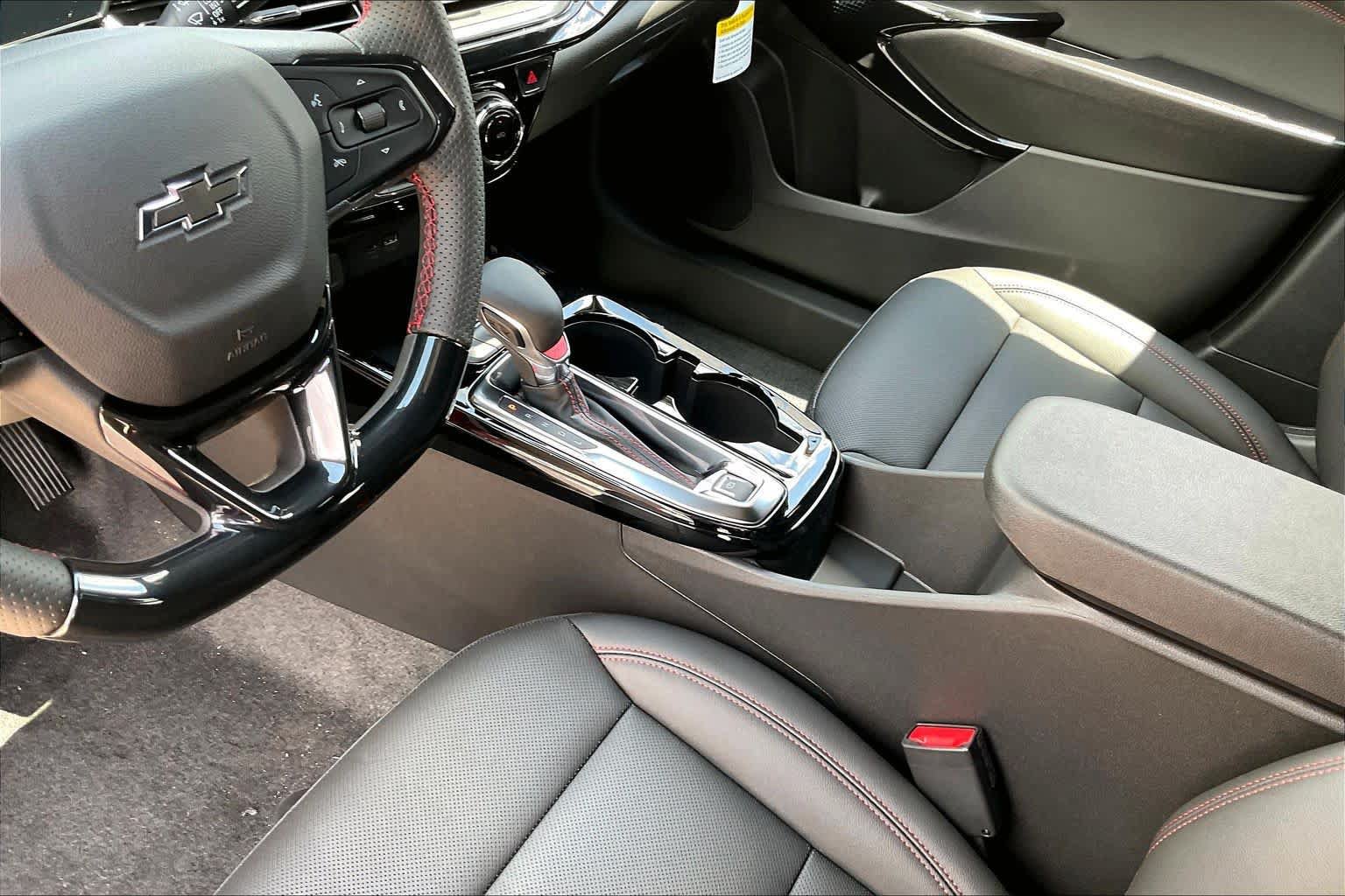 New 2026 Chevrolet Trax RS w/ Driver Confidence Package FWD image 8