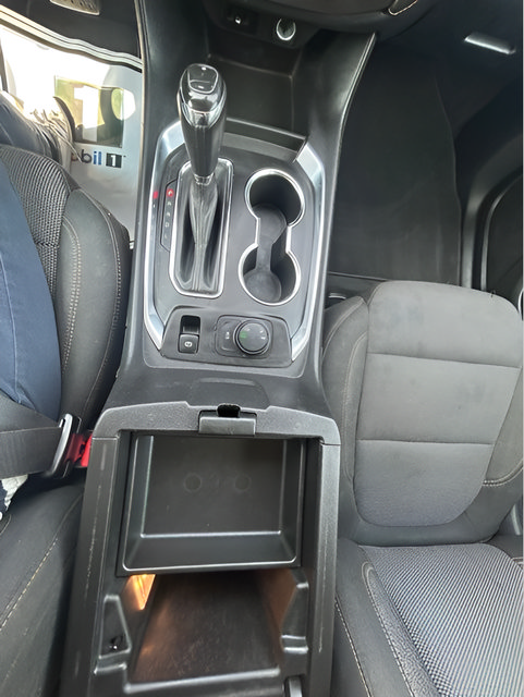Used 2019 Chevrolet Traverse LT w/ LPO, 'HIT The Road' Package AWD/4WD image 20