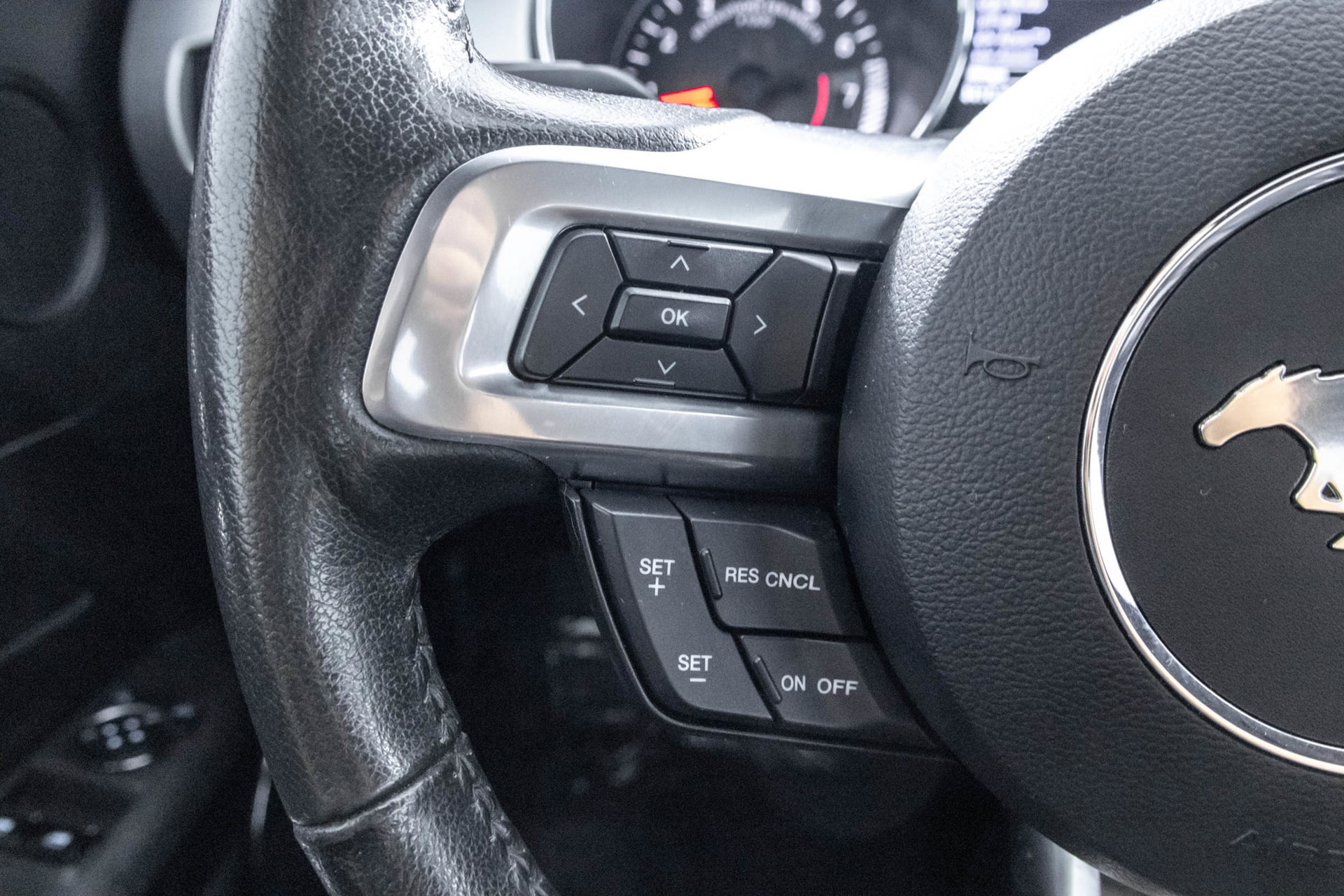 Used 2016 Ford Mustang GT Premium w/ Equipment Group 401A RWD image 25