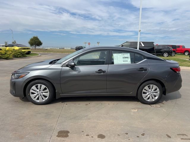 Used 2025 Nissan Sentra S image 4
