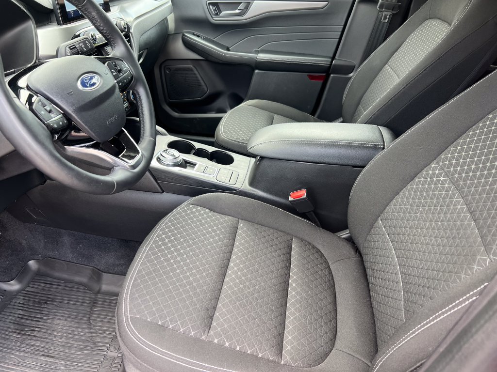 Used 2023 Ford Escape Active AWD/4WD image 10