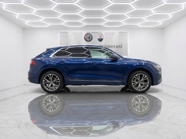 Used 2021 Audi Q8 Premium Plus AWD/4WD image 3