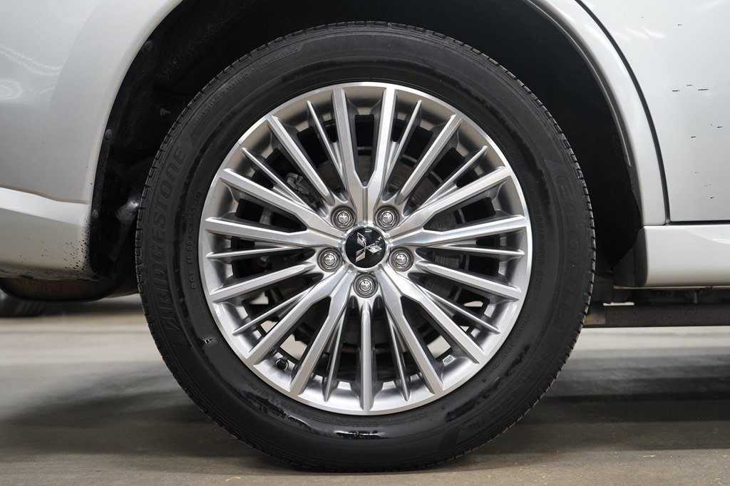 Used 2022 Mitsubishi Outlander SEL AWD/4WD image 37