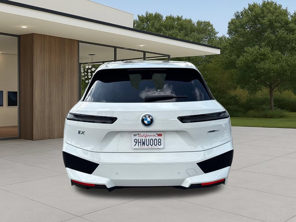 Certified 2024 BMW iX xDrive50 w/ Sport Package AWD/4WD image 10