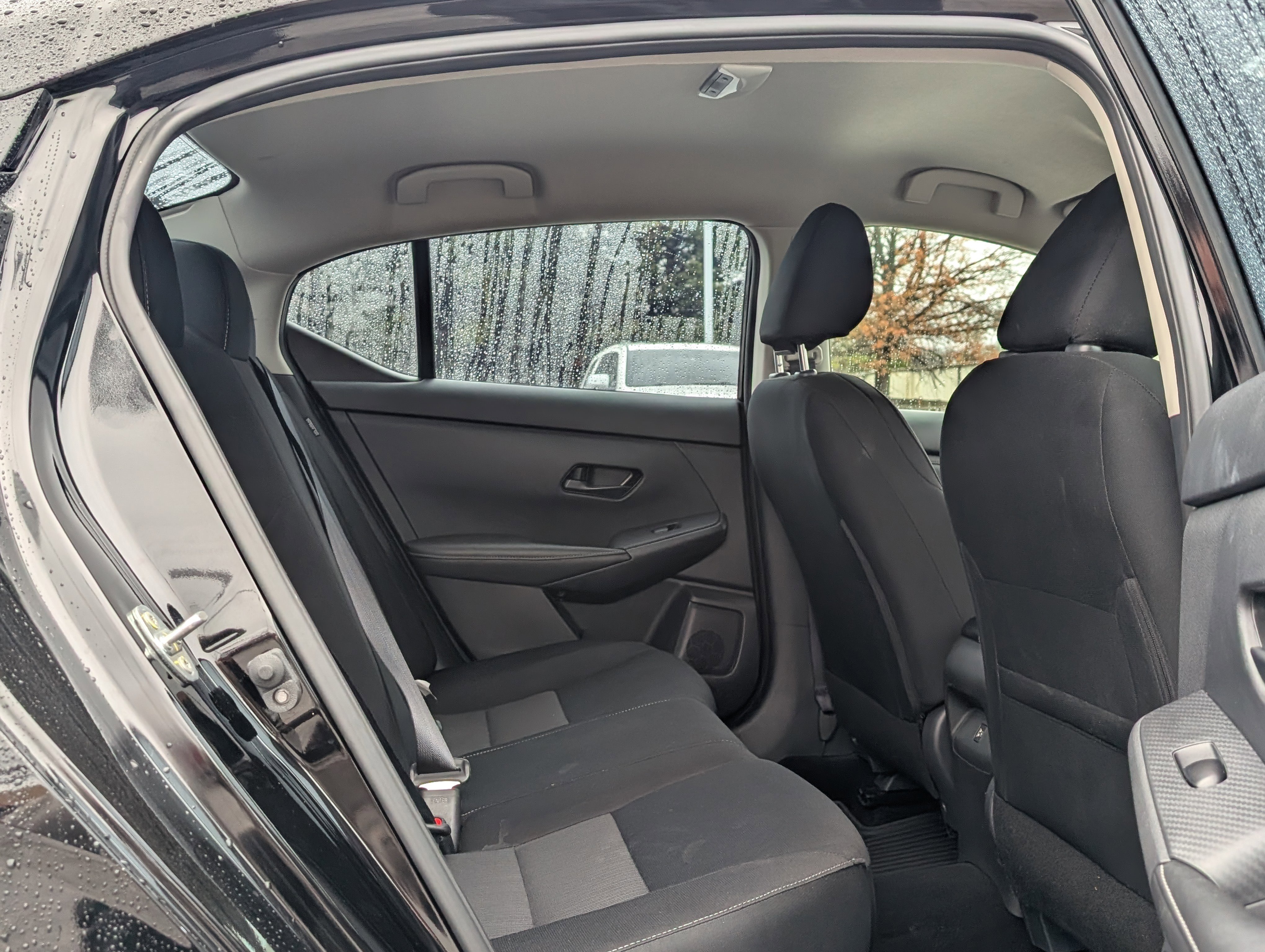 Used 2024 Nissan Sentra SV image 11