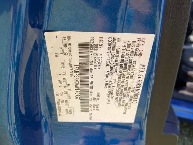 Used 2010 Ford Focus SE FWD image 34