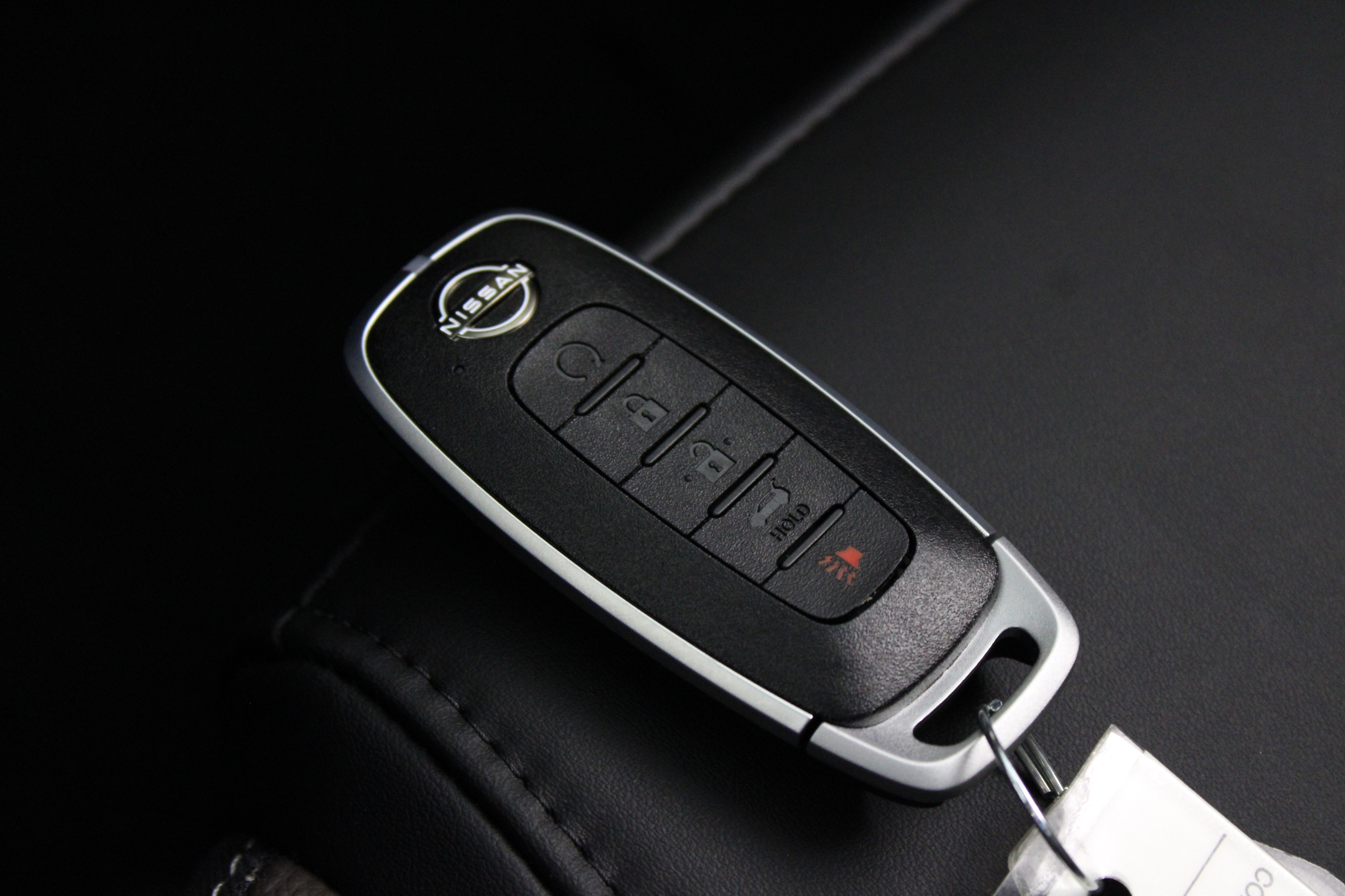 New 2026 Nissan Pathfinder Platinum image 23