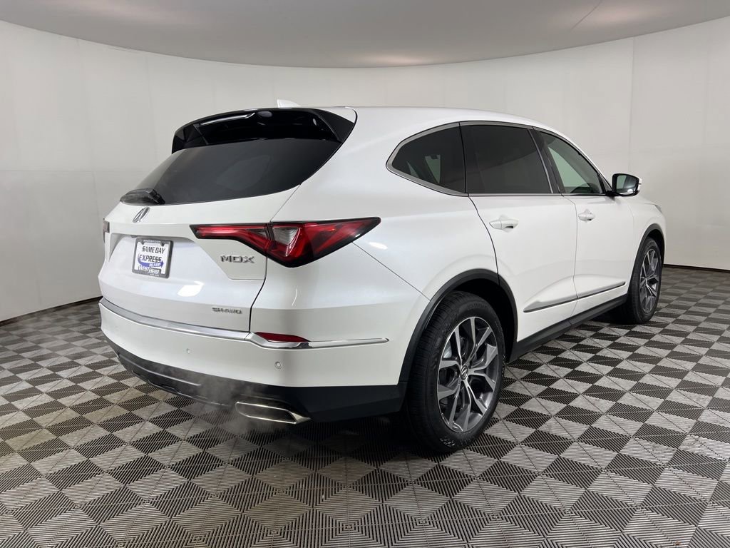 Used 2023 Acura MDX SH-AWD w/ Technology Package image 7