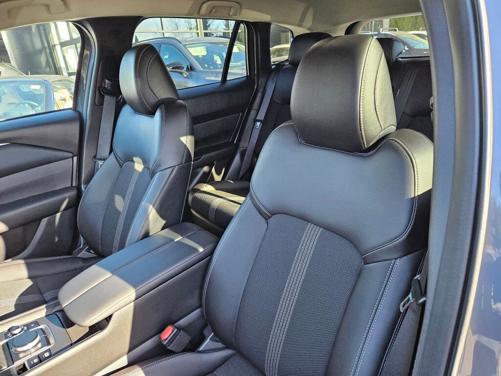 Certified 2025 MAZDA CX-50 2.5 Hybrid w/ Preferred Pkg image 14