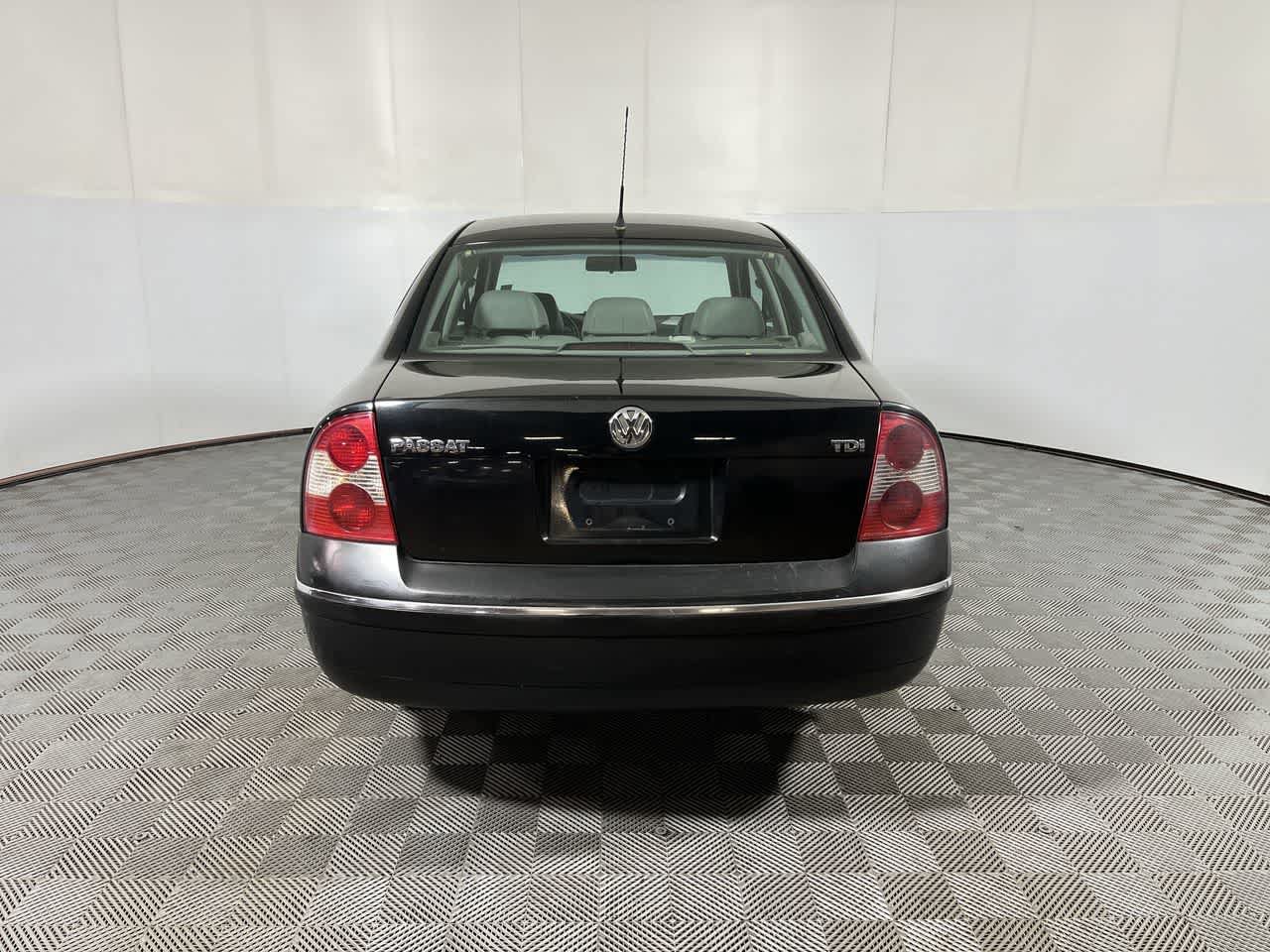 Used 2004 Volkswagen Passat GLS FWD image 7