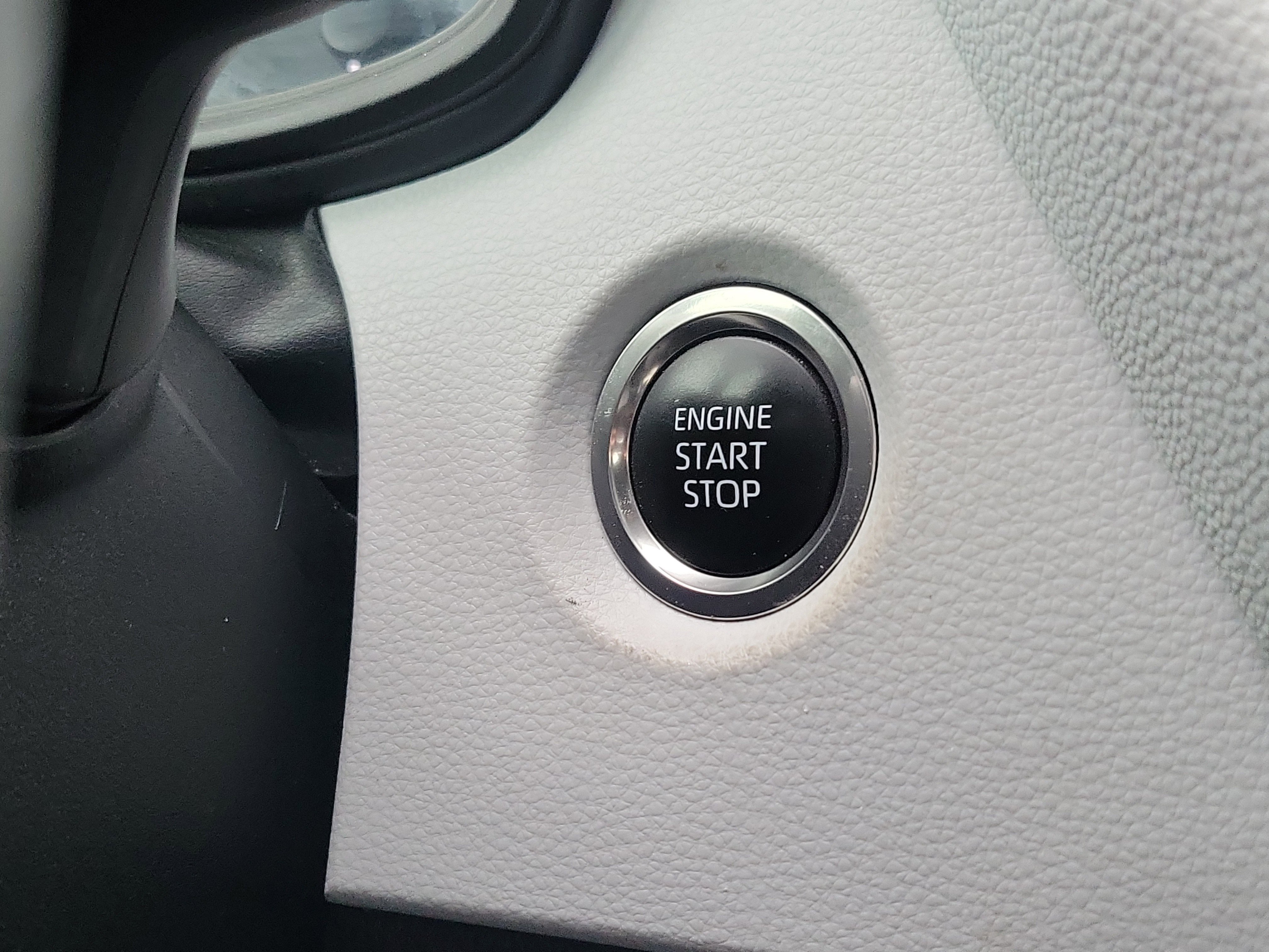 Certified 2025 Toyota Corolla SE image 24