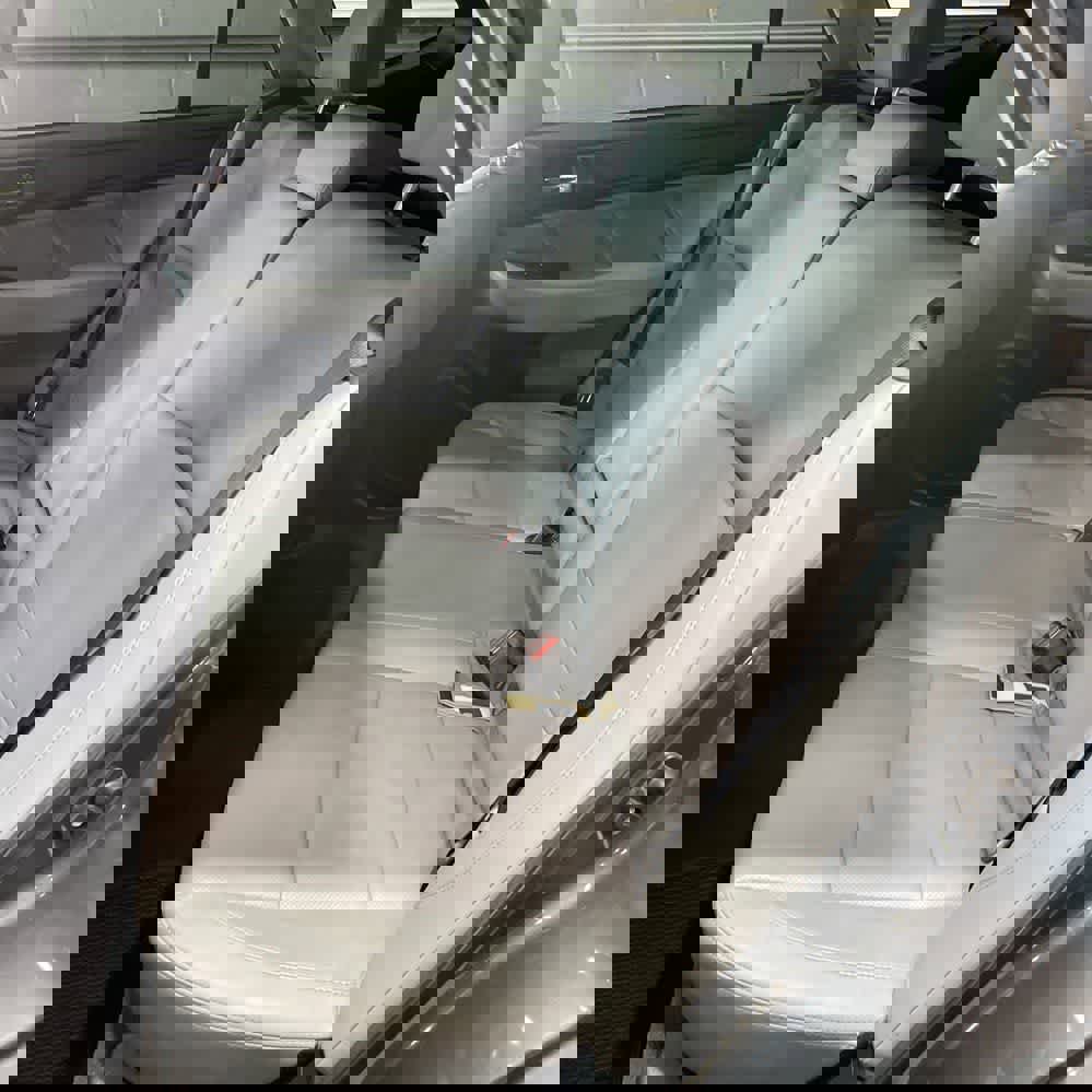 Used 2019 Subaru Outback 2.5i Limited AWD/4WD image 3