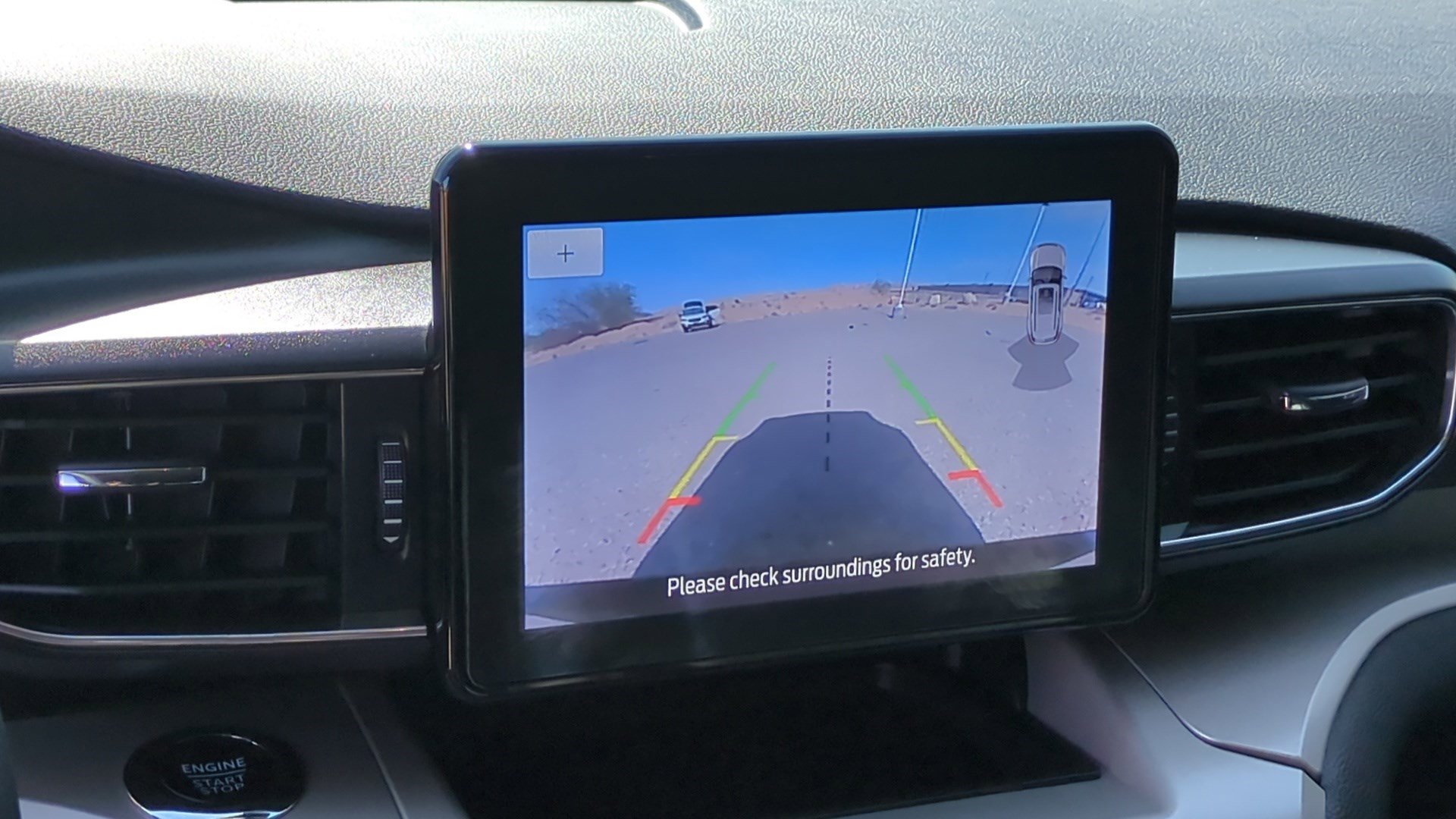 Used 2024 Ford Explorer XLT w/ Equipment Group 202A AWD/4WD image 21