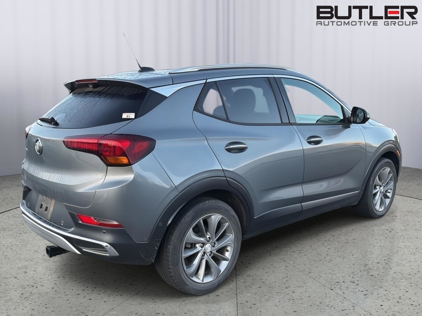 Used 2022 Buick Encore GX Essence w/ Advanced Technology Package FWD image 8