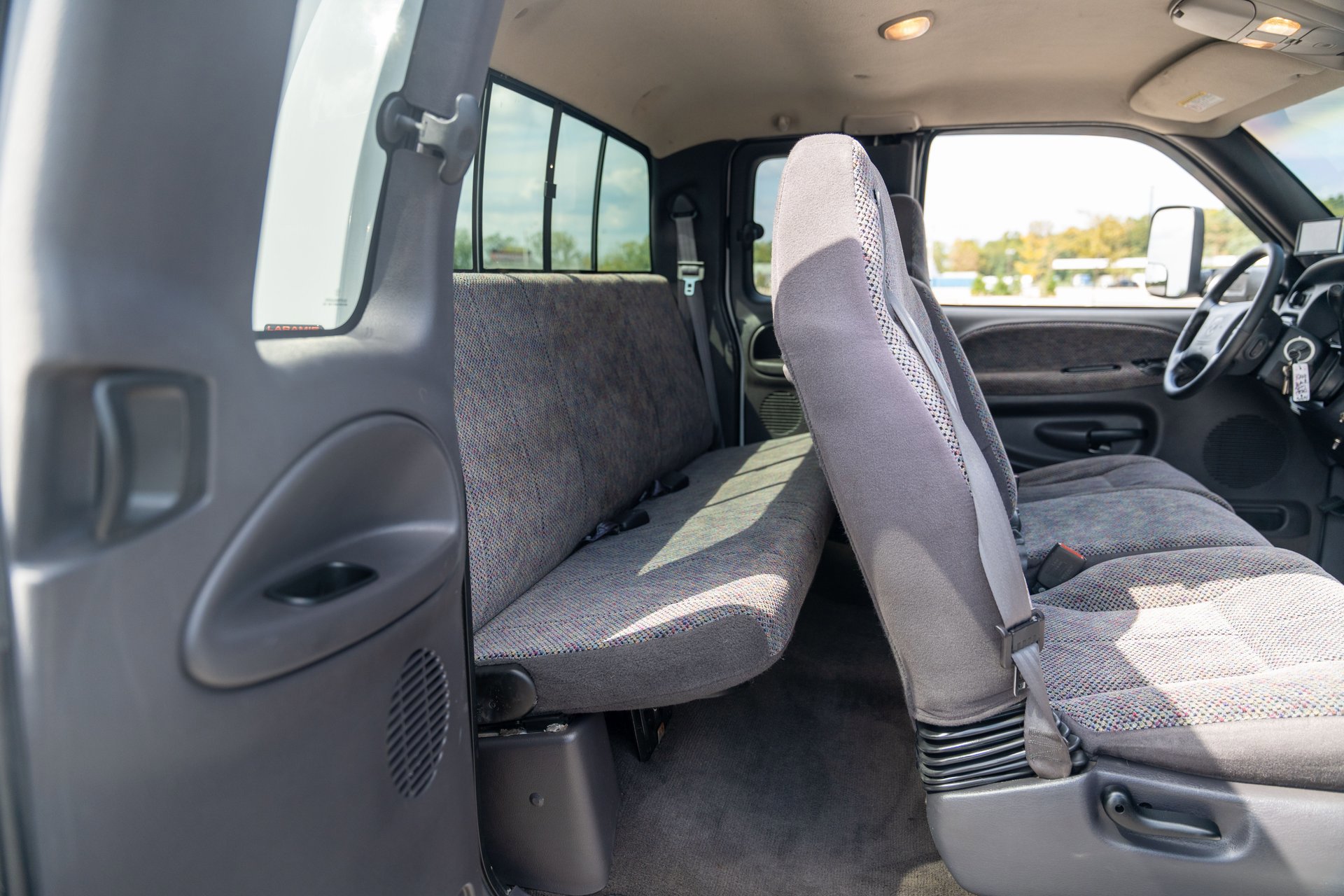 Used 1999 Dodge Ram 3500 Truck 4x4 Quad Cab image 40