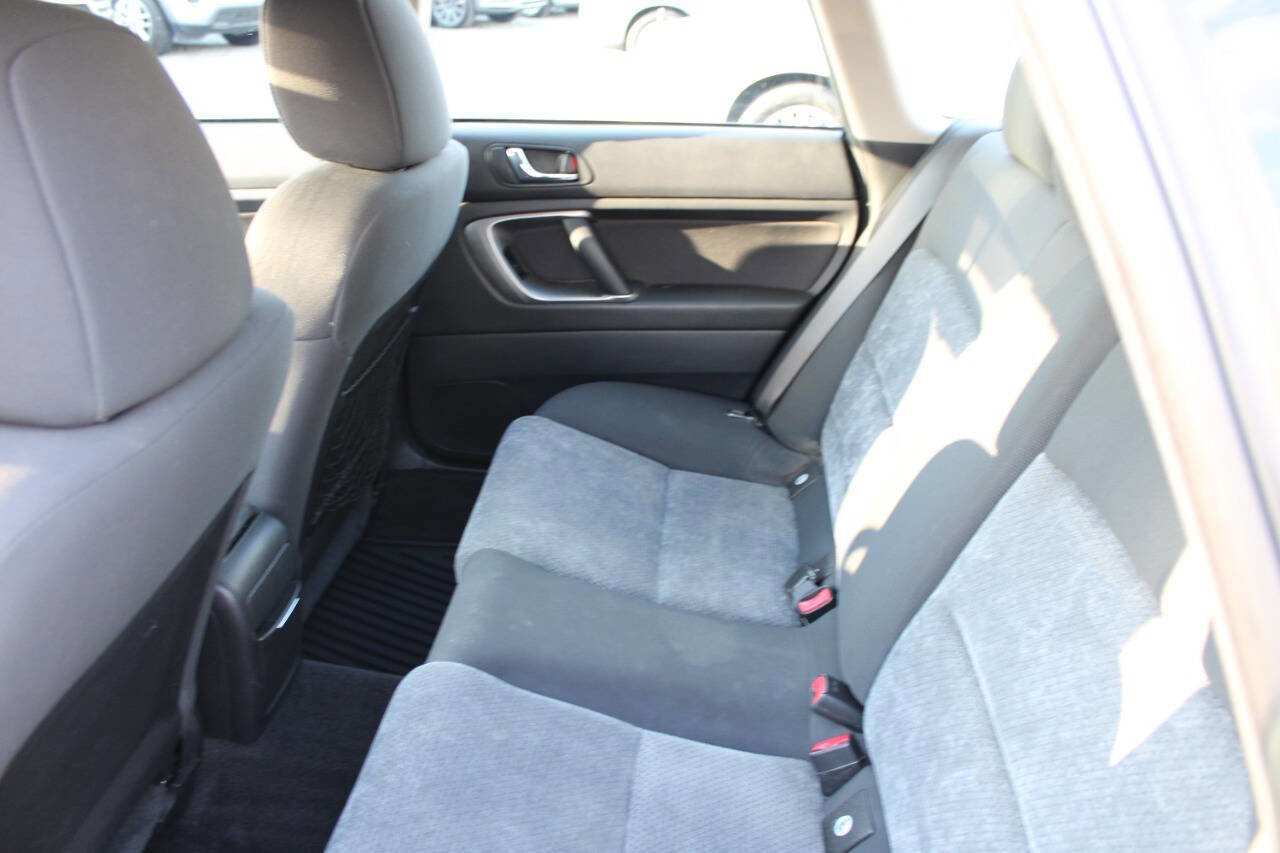 Used 2006 Subaru Outback 2.5i image 17