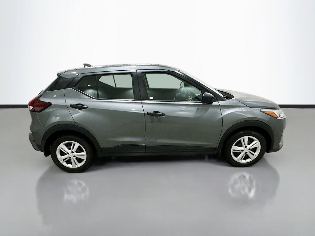 Used 2024 Nissan Kicks S FWD image 8