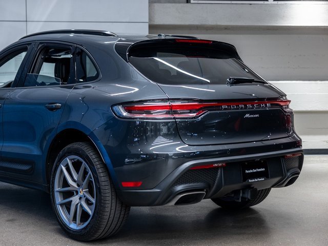 Certified 2025 Porsche Macan image 27