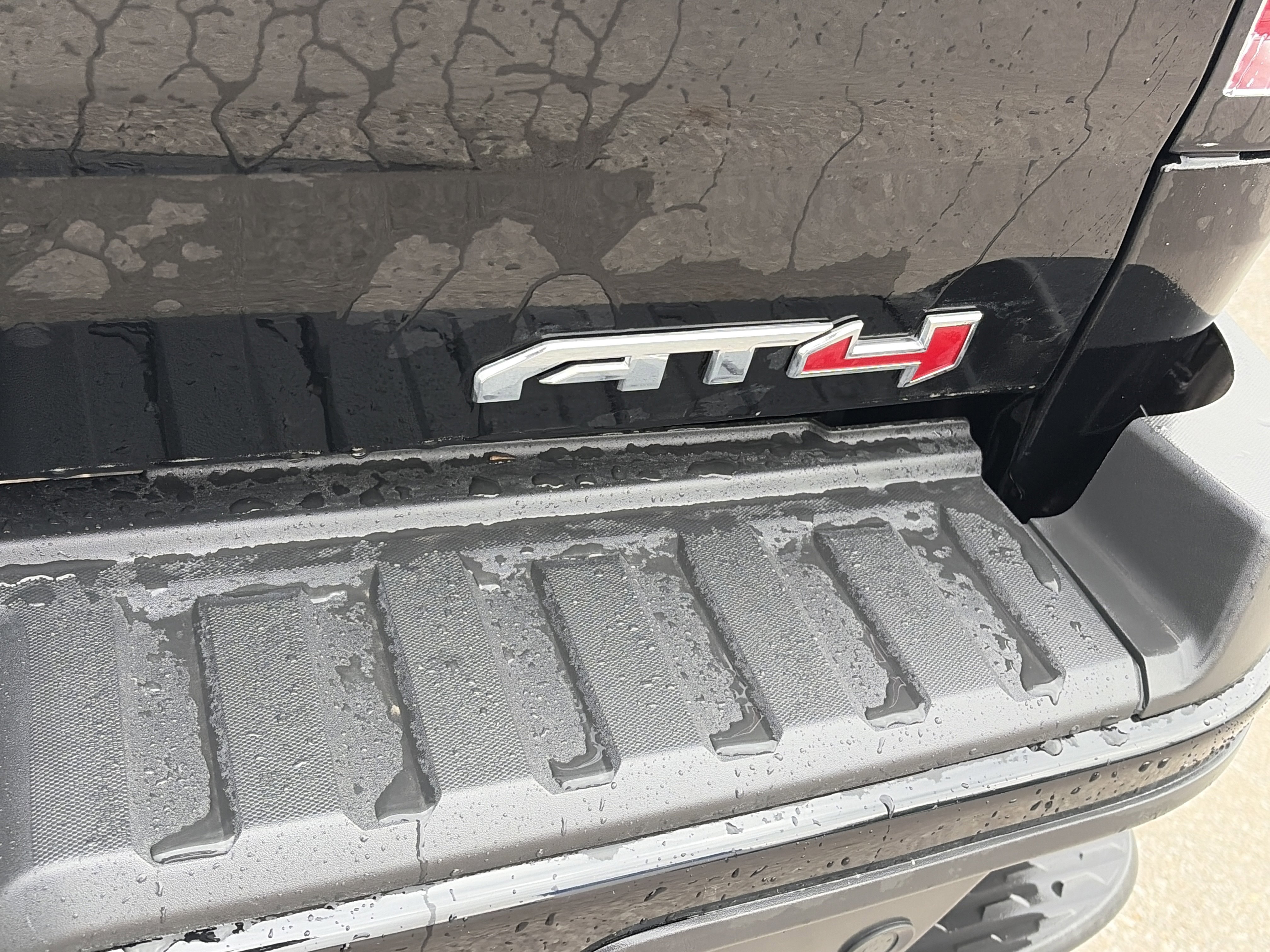 Used 2022 GMC Canyon AT4 w/ Trailering Package image 10