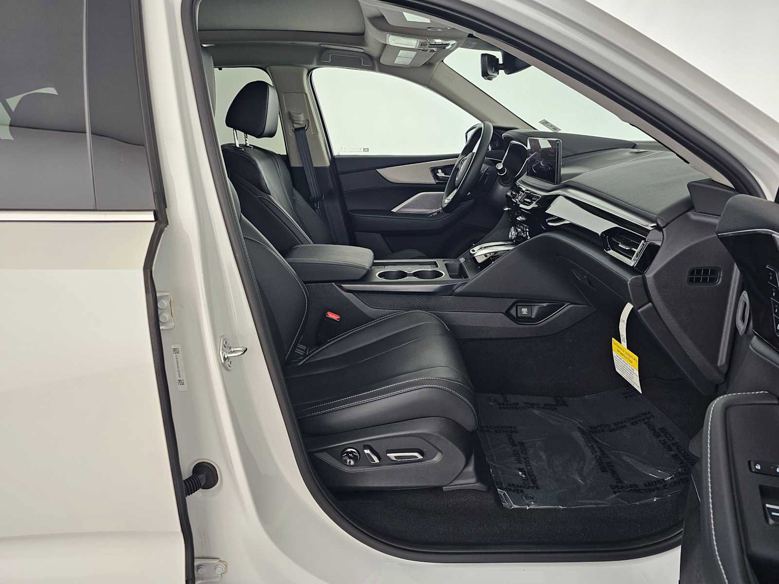 Used 2025 Acura MDX FWD w/ Technology Package image 10