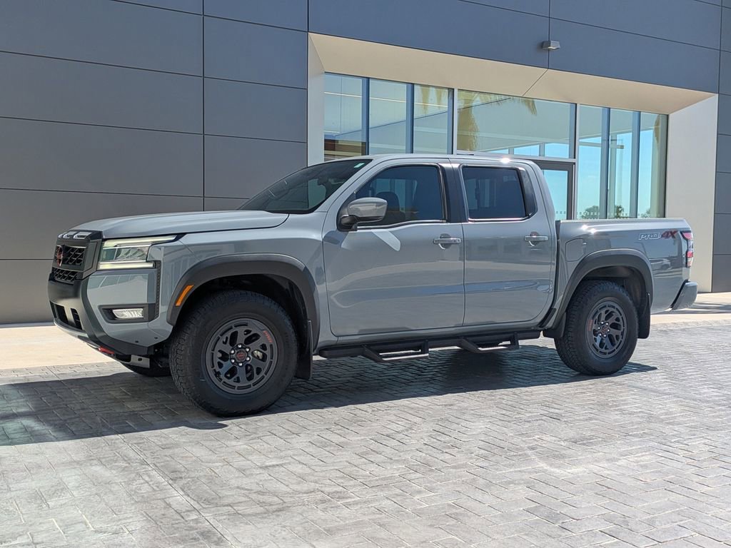 Used 2025 Nissan Frontier PRO-4X AWD/4WD image 1