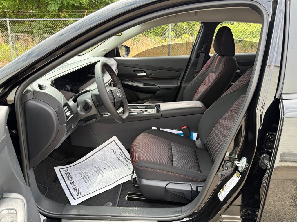 Used 2026 Nissan Sentra SR w/ Floor Mat Package FWD image 21