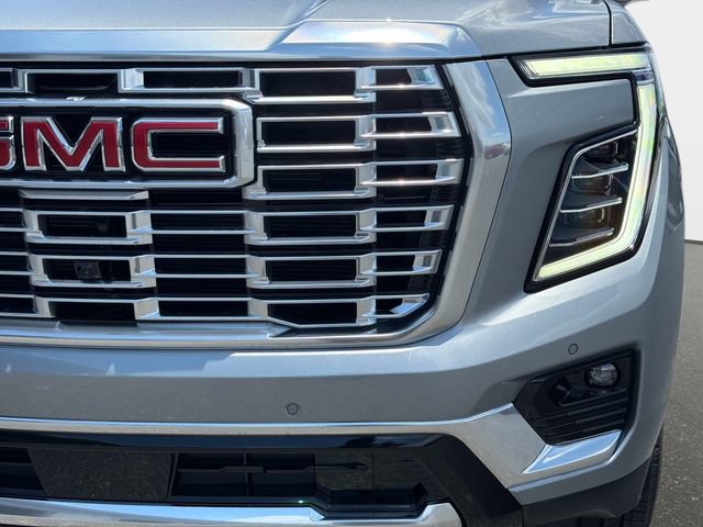 New 2026 GMC Yukon XL Denali w/ Denali Reserve Package AWD/4WD image 9