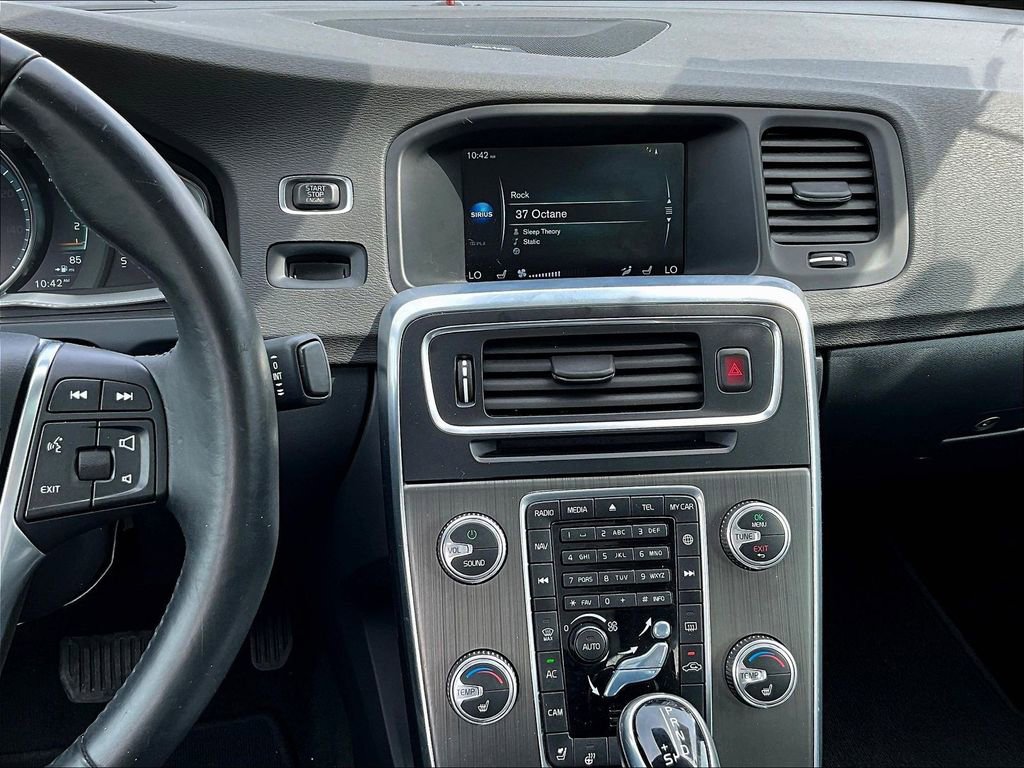 Used 2015 Volvo S60 T5 Platinum image 6