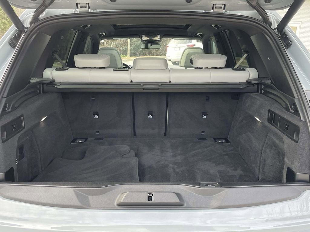 Used 2024 BMW X5 sDrive40i image 10