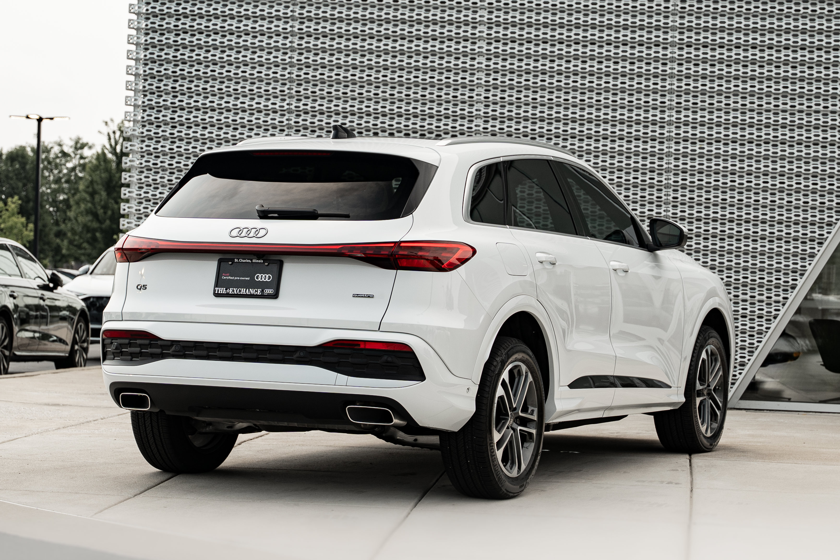 Certified 2025 Audi Q5 Premium AWD/4WD image 4