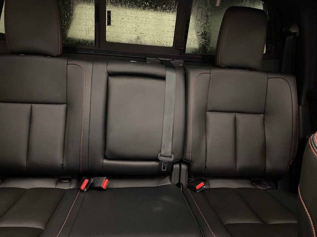 Used 2024 Nissan Titan PRO-4X w/ Pro-4x Convenience Package image 18