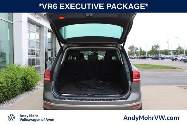 Used 2016 Volkswagen Touareg VR6 AWD/4WD image 9