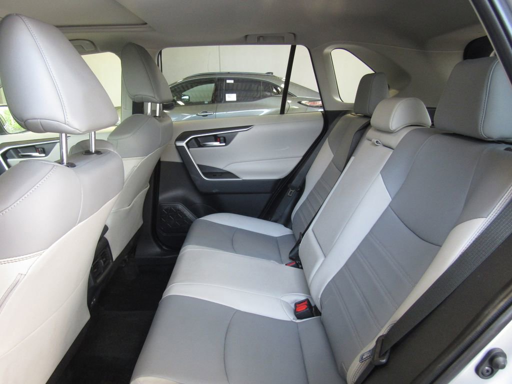 Certified 2025 Toyota RAV4 XLE Premium AWD/4WD image 16